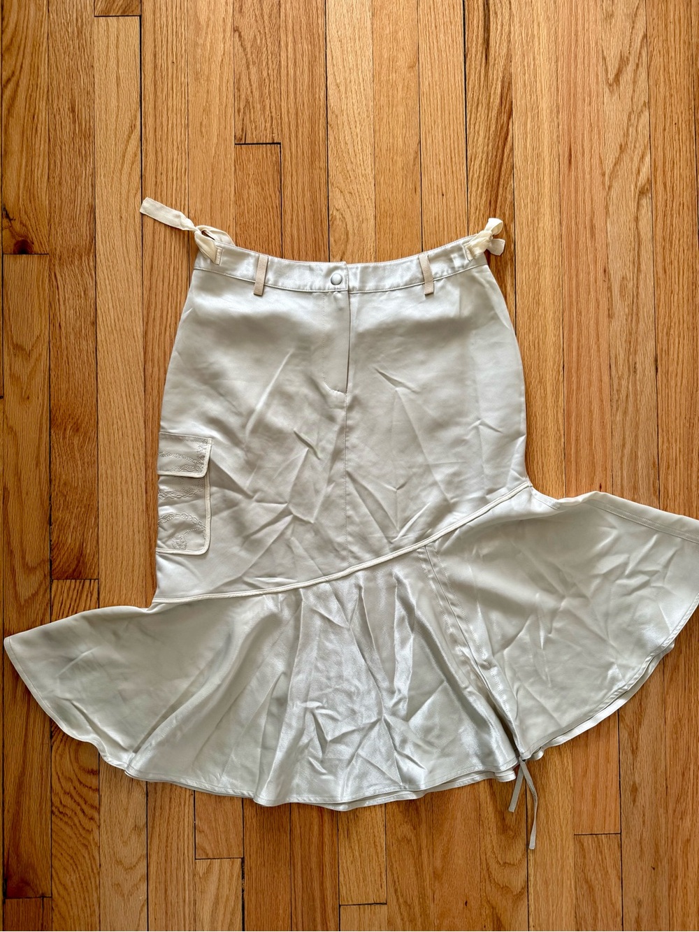 Diane Von Furstenberg Cream Asymmetrical Flounce Skirt with Side Tie